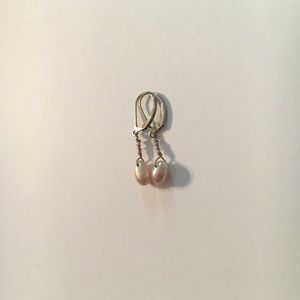Handmade pearl earrings
